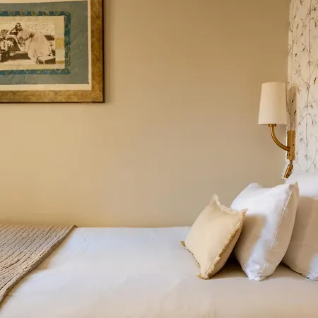 R. Kipling By Happyculture Hotel