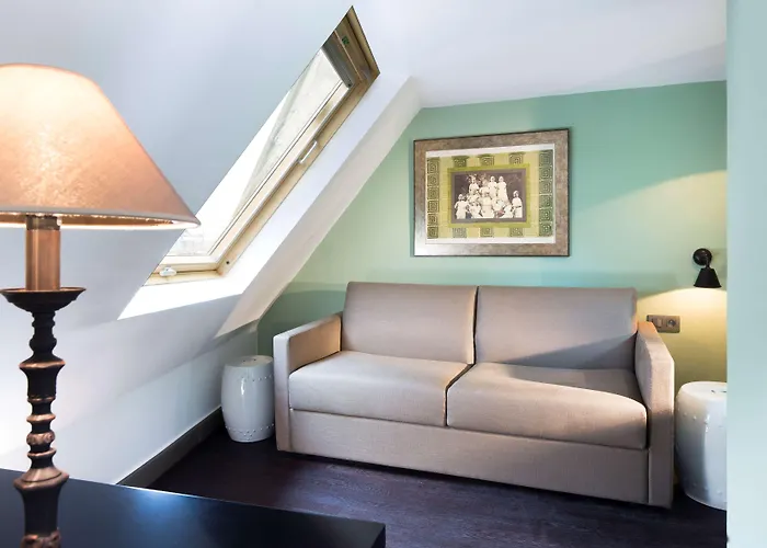 Hotel R. Kipling By Happyculture