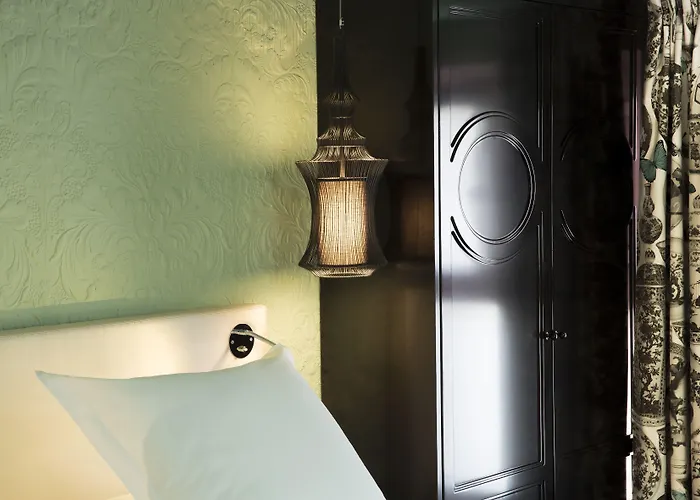 R. Kipling By Happyculture 4* París