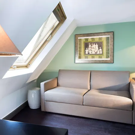 Hotel R. Kipling By Happyculture