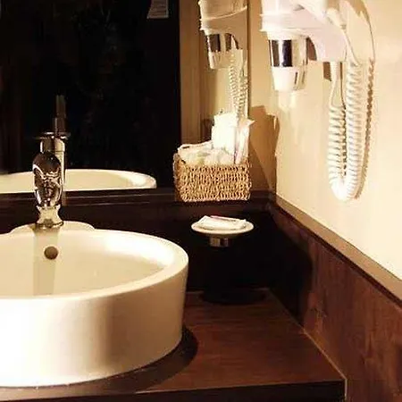 R. Kipling By Happyculture Hotel Paris