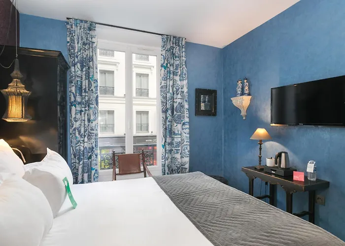 Hotel R. Kipling By Happyculture