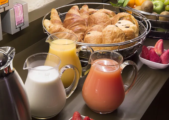 R. キップリング バイ ハッピーカルチャー ホテル 4*