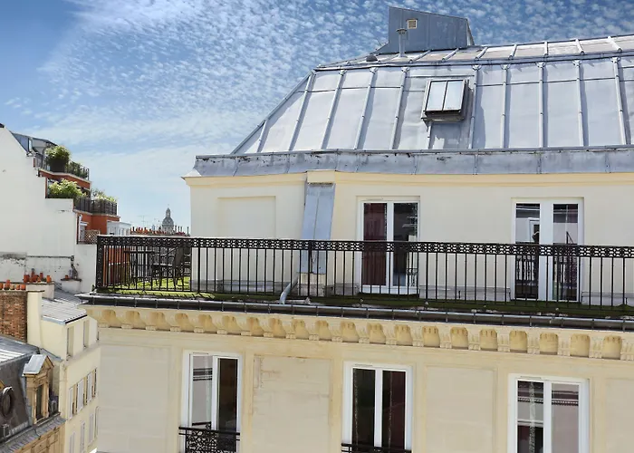 R. キップリング バイ ハッピーカルチャー ホテル 4*