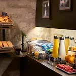 Otel R. Kipling By Happyculture Paris